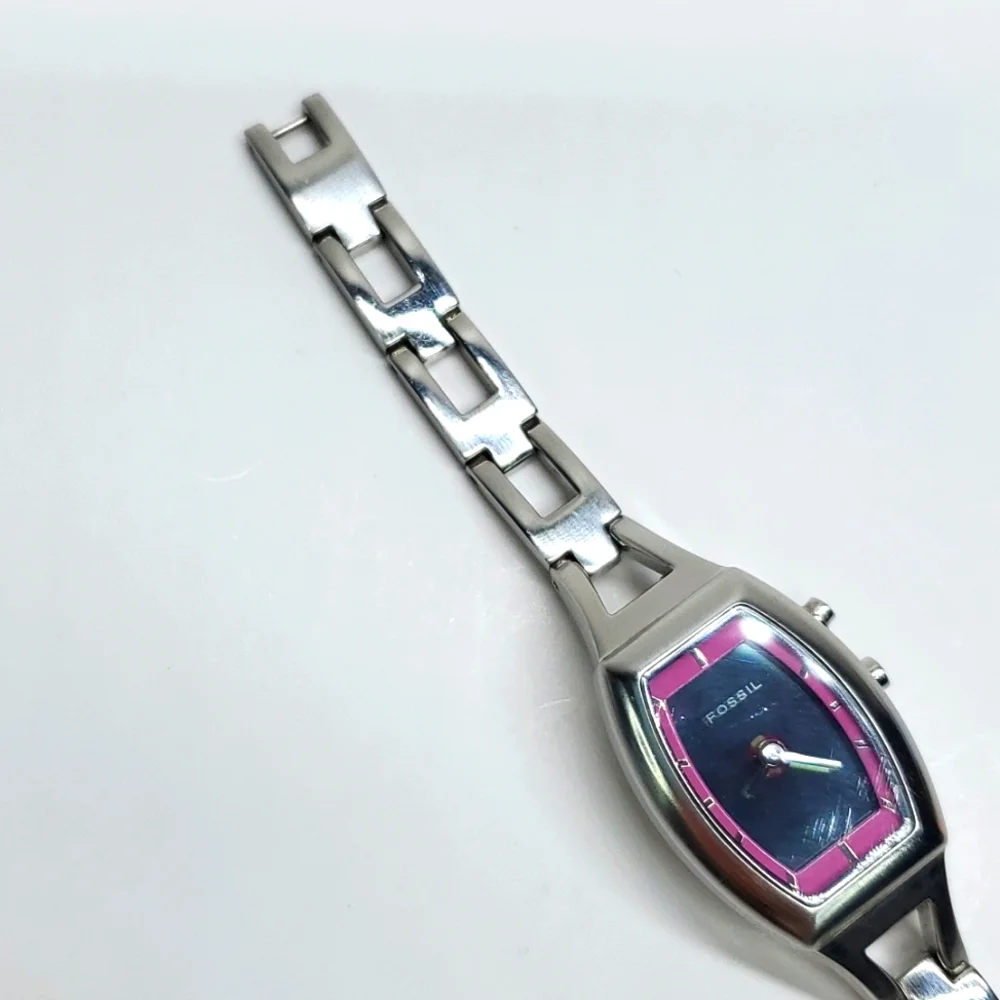 Fossil Big Tic Watch ES9677 Silver Pink Hearts Y2K Vintage